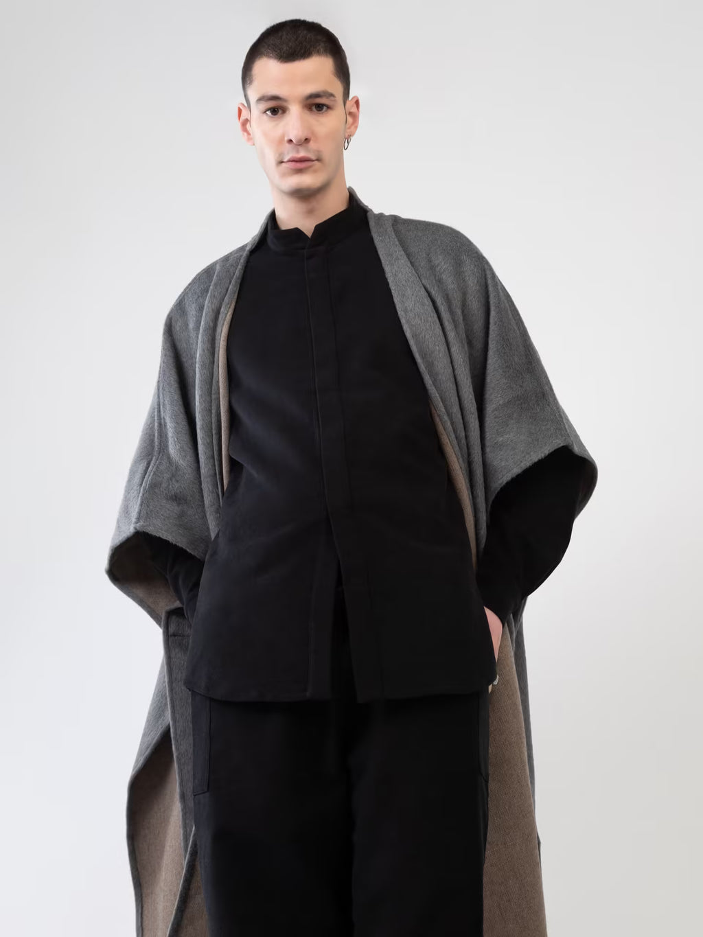 Cape Flippa - Fluffy Grey