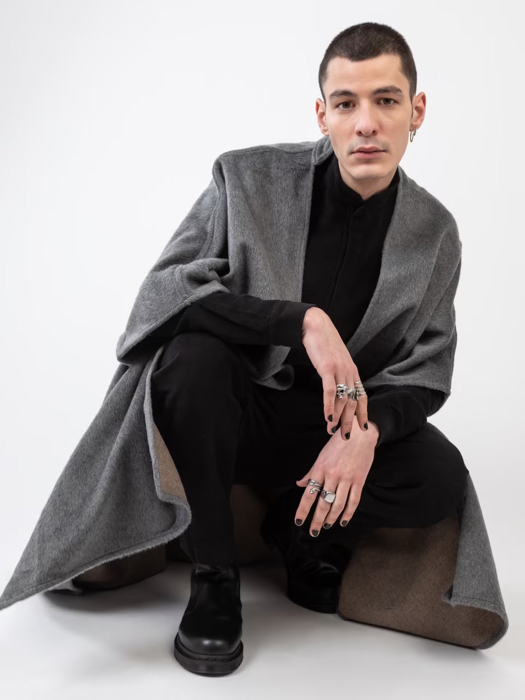 Cape Flippa - Fluffy Grey