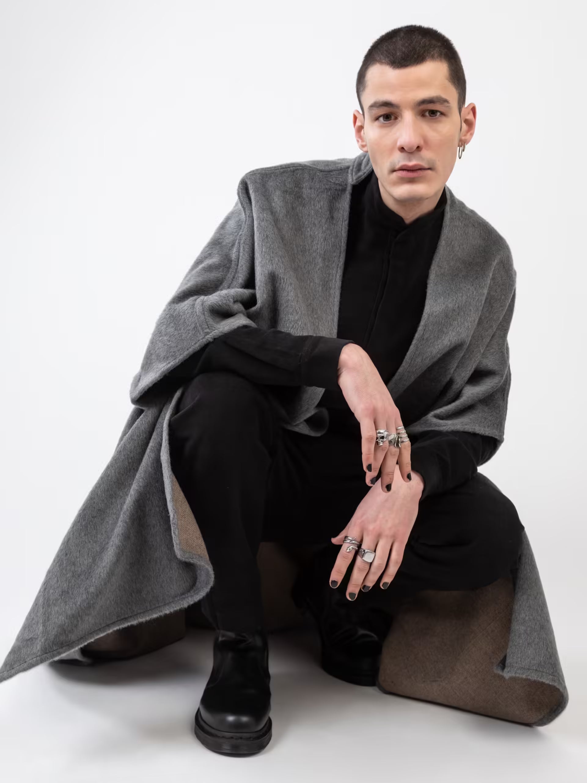 Cape Flippa - Fluffy Grey